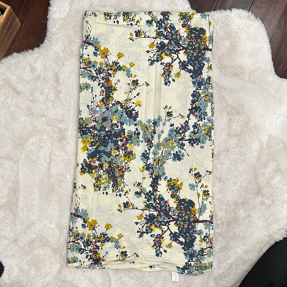 Tribeca Living Floral Flat Sheet Queen Size